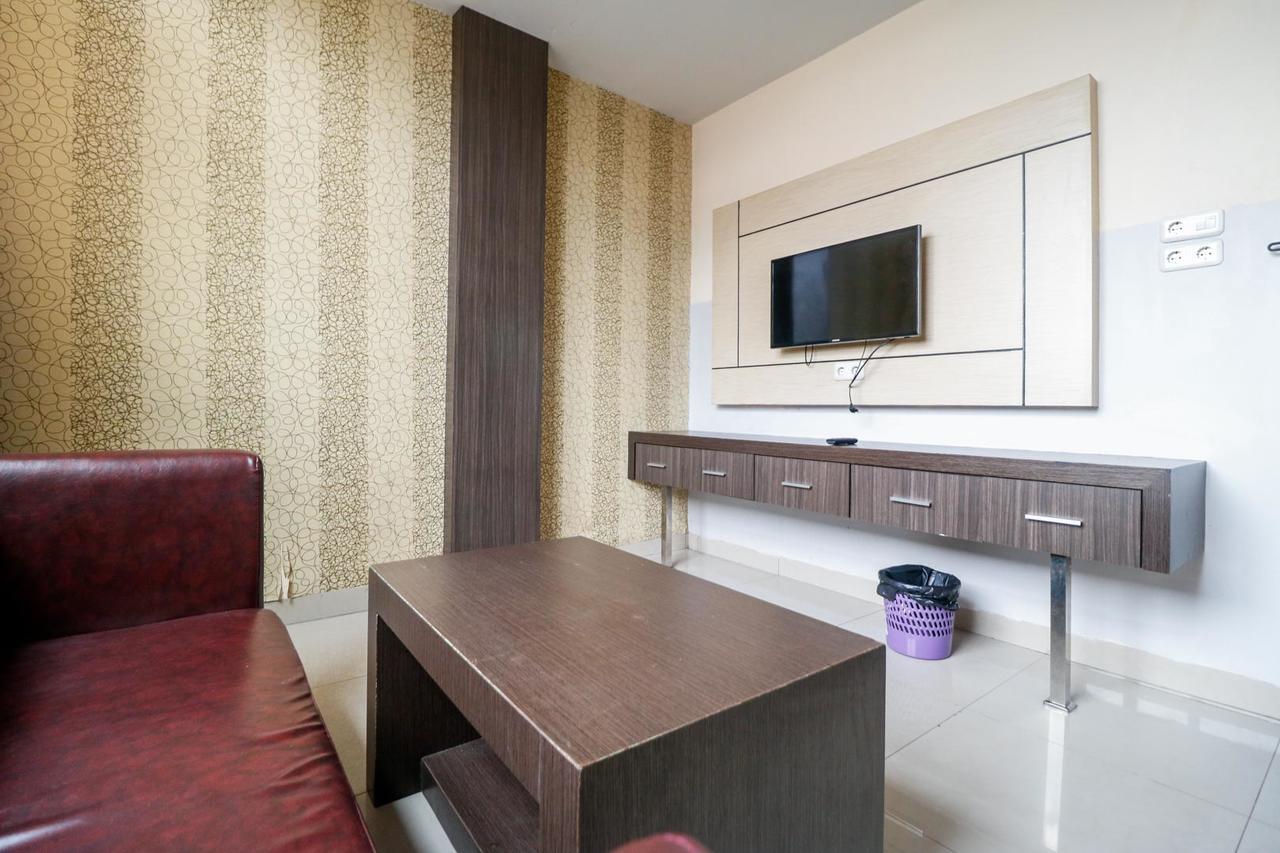 Reddoorz Plus Near Pasar Wisata Pakanbaru Exteriör bild