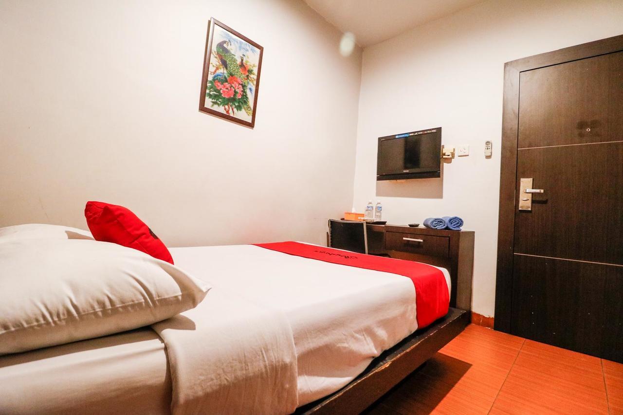 Reddoorz Plus Near Pasar Wisata Pakanbaru Exteriör bild