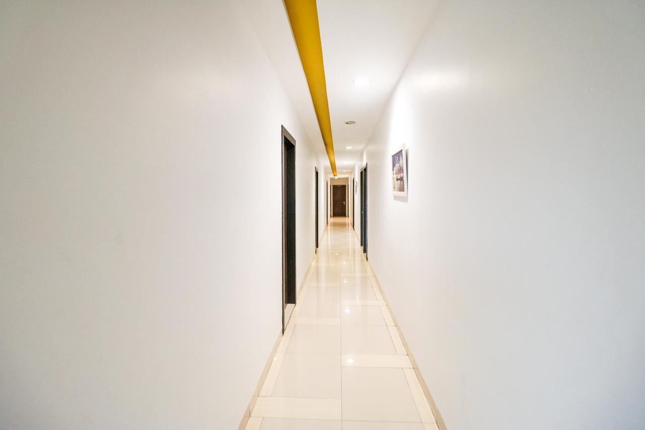 Reddoorz Plus Near Pasar Wisata Pakanbaru Exteriör bild