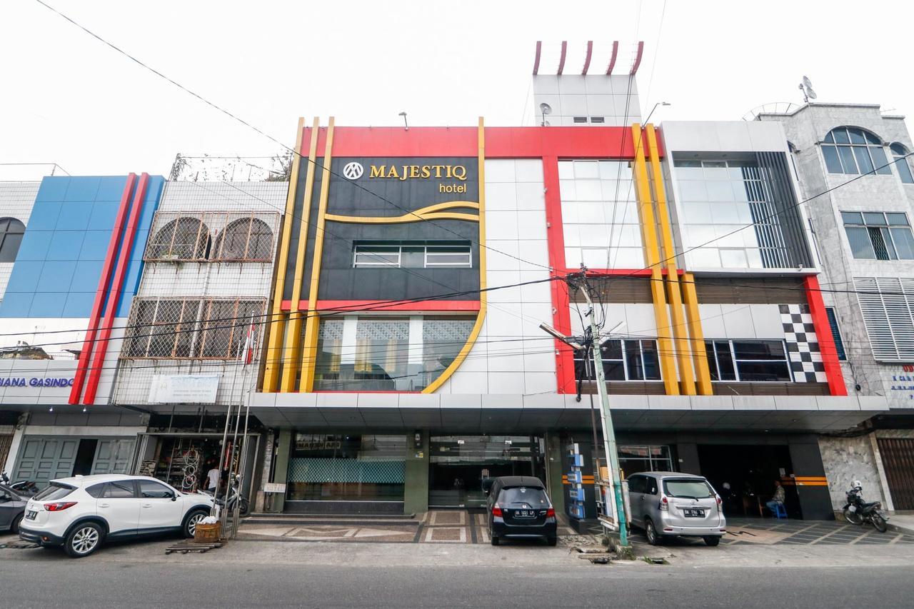 Reddoorz Plus Near Pasar Wisata Pakanbaru Exteriör bild